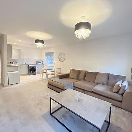 Luxury Countryside Stay - Waters Upton, Telford Exterior foto